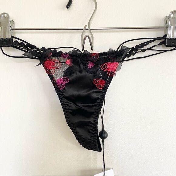 For Love and Lemons Black Heart Thong Panty XXS NWT - Picture 4 of 10